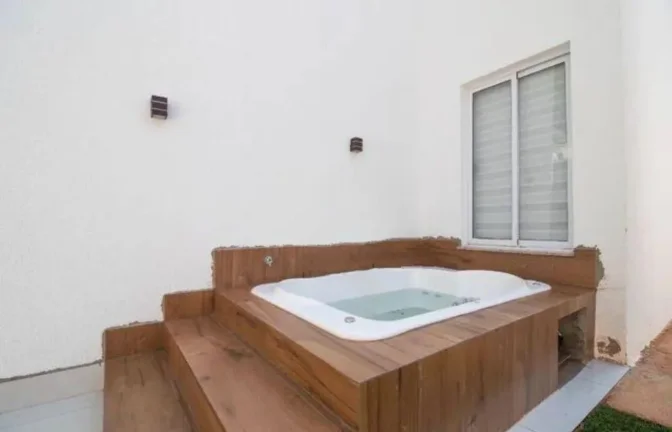 Imagem Sobrado Em Cond Fechado De 3/4 Com Suite 96 M² Com Quintal Perto Flamboyant