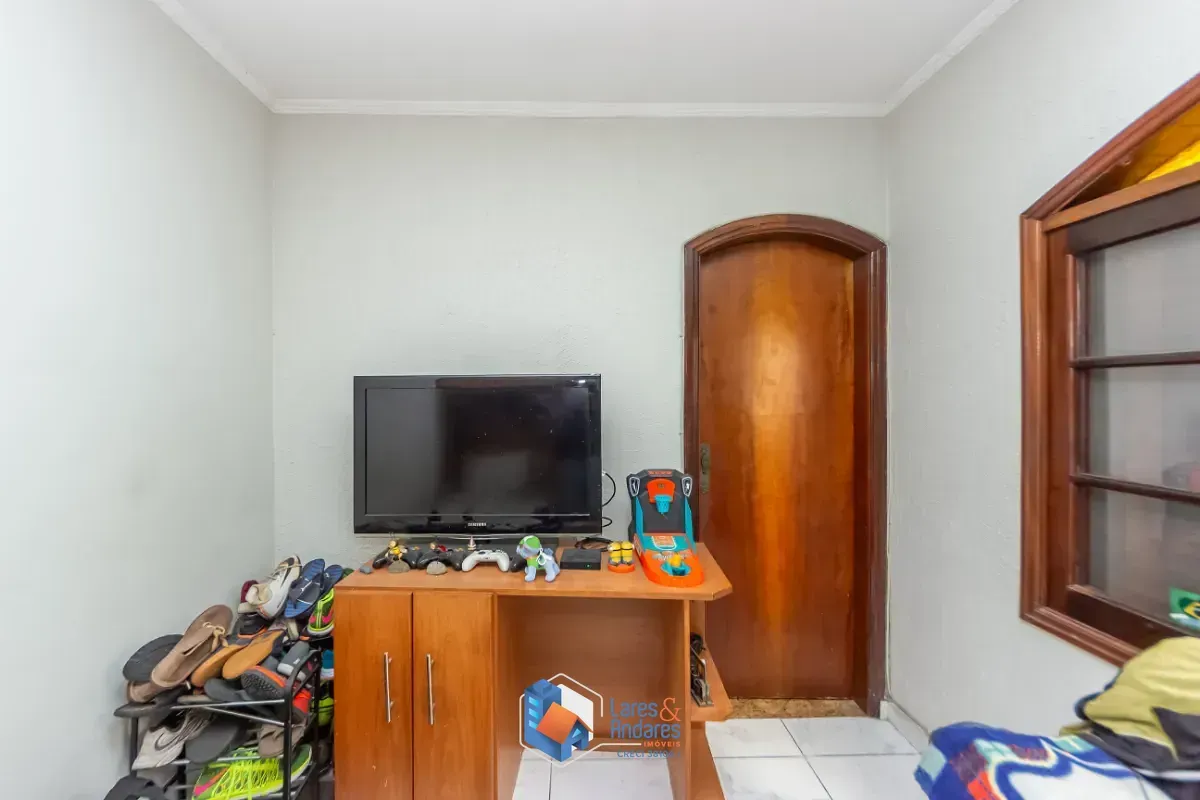 Imagem Sobrado para venda em Vila Guilherme com 4 quartos, sendo 2 suítes, 181m²