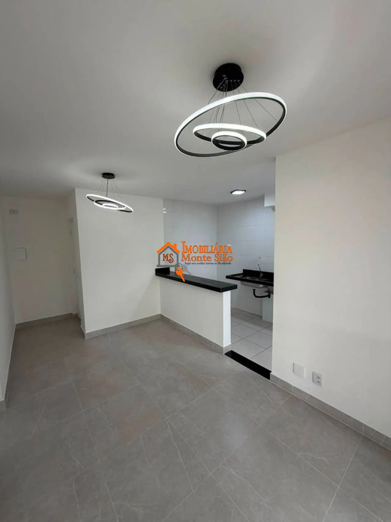 Imagem Apartamento com 2 dormitórios à venda, 44 m² por R$ 265.000,00 - Parque Industrial Cumbica - Guarulhos/SP
