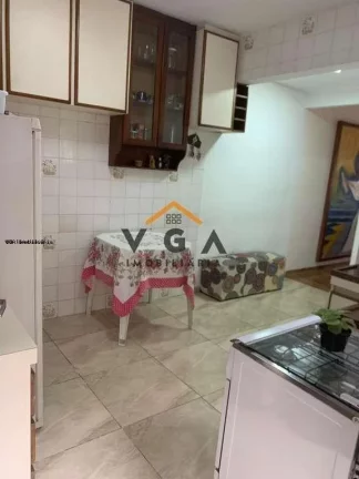 Imagem Sobrado para Venda em São Paulo, Vila Jacuí, 3 dormitórios, 2 banheiros, 4 vagas