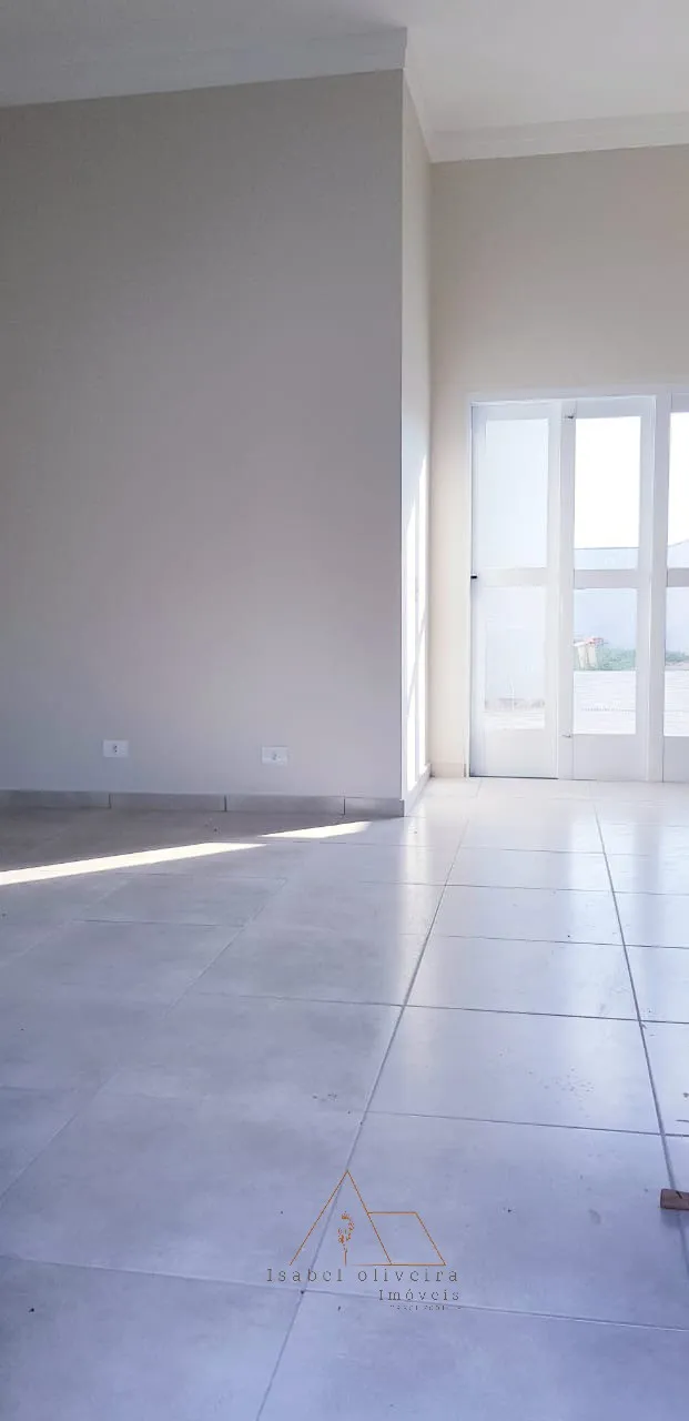 Imagem Excelente oportunidade: Casa à venda em Itu-SP, Vila Lucinda/Romana, 3 quartos, 1 suíte, 1 sala, 2 banheiros, 2 vagas, 81,60m².