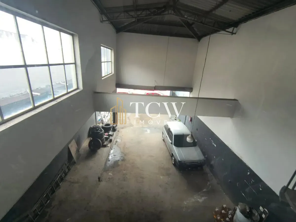 Imagem Galpão Comercial à Venda na Mooca | 217 m² de Terreno | Mezanino | São Paulo/SP