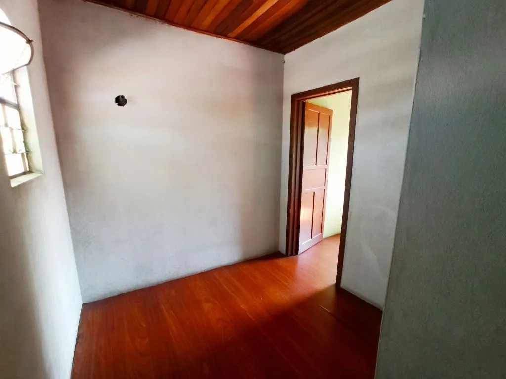Imagem Casa tipo Sobrado perto da PUC