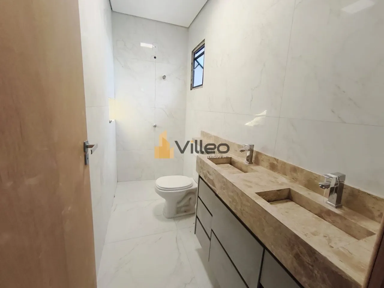 Imagem Descubra o prazer de viver com estilo em uma residência que reúne sofisticação, funcionalidade e...