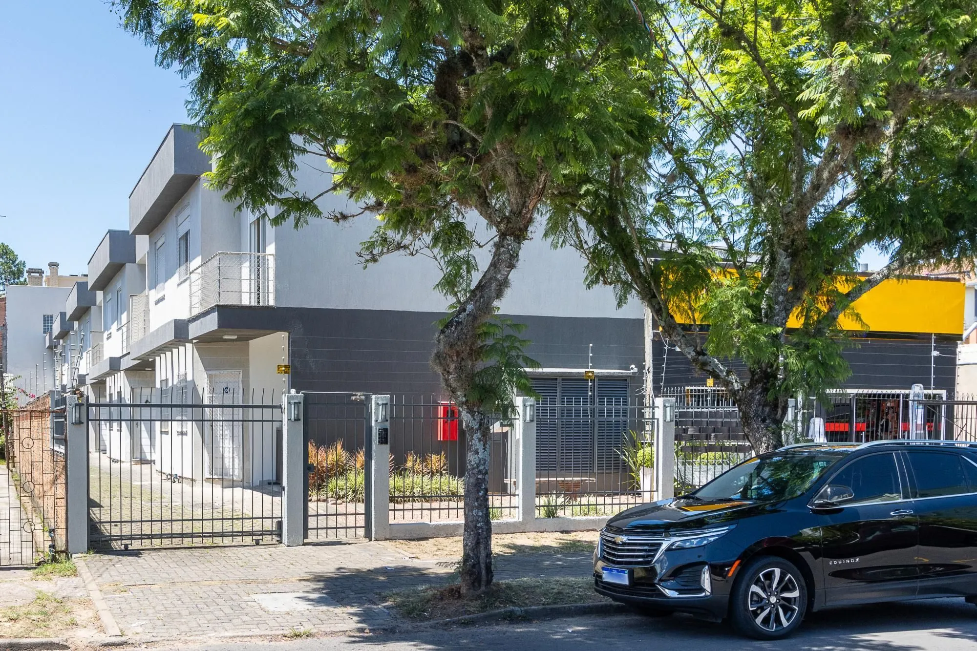 Imagem Linda Casa em condomínio , localizada no bairro TRISTEZA, Zona Sul de PORTO ALEGRE..
