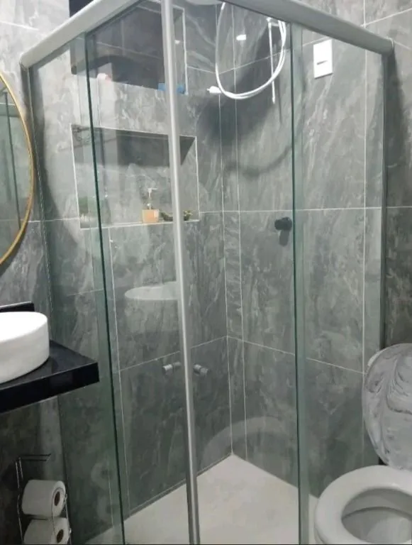 Imagem Cobertura de alto padrão com 182 m², 3 quartos, jacuzzi, churrasqueira privativa e localização privilegiada em Intermares.