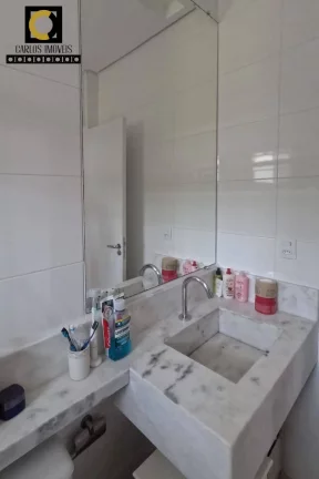 Imagem Sobrado Amplo c/ Área Gourmet - 3 Dorms e Suíte - Próx. à Praia