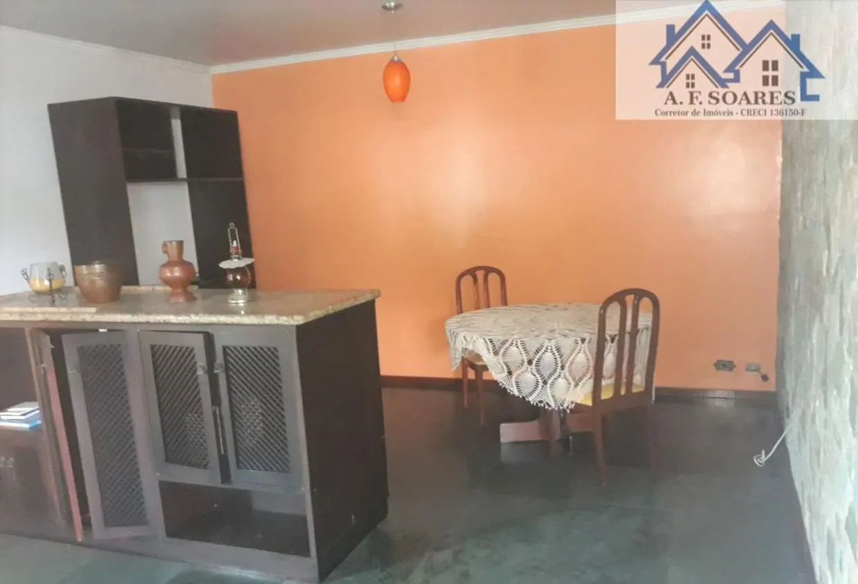 Imagem Vendo excelente casa com terreno ao lado na Vila Maia, próximo do Centro do Guarujá