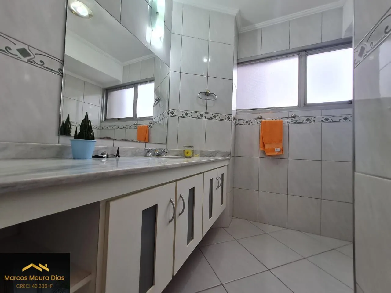Imagem Apartamento em Perdizes, 03 Dormitórios( 1 suíte) 1 Vaga de Garagem e Dependência de Serviço. Edifício perto da PUC com Lazer e Portaria 24 hs