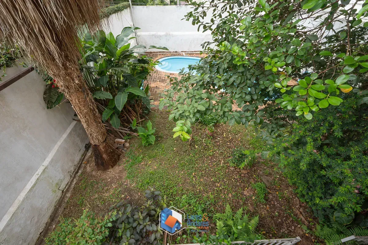 Imagem Sobrado para venda em Vila Mariana com 3 quartos, 264m²