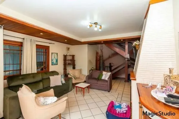 Imagem Casa sobrado a Venda de 5 Quartos, 1 Suite e 4 Vagas de Garagem com 235M²privt.