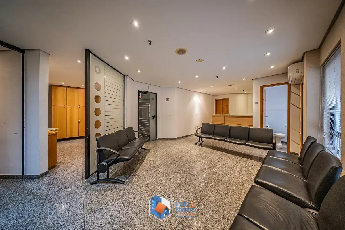 Imagem Conjunto comercial para venda em Vila Mariana, 100m²