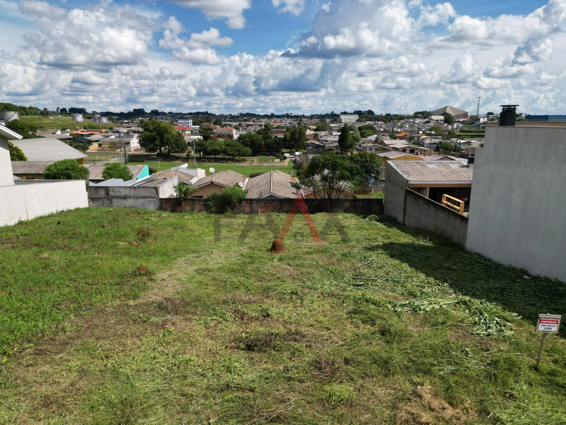Foto do imóvel Terreno à Venda na Vila Bela Próxima ao Centro em Guarapuava