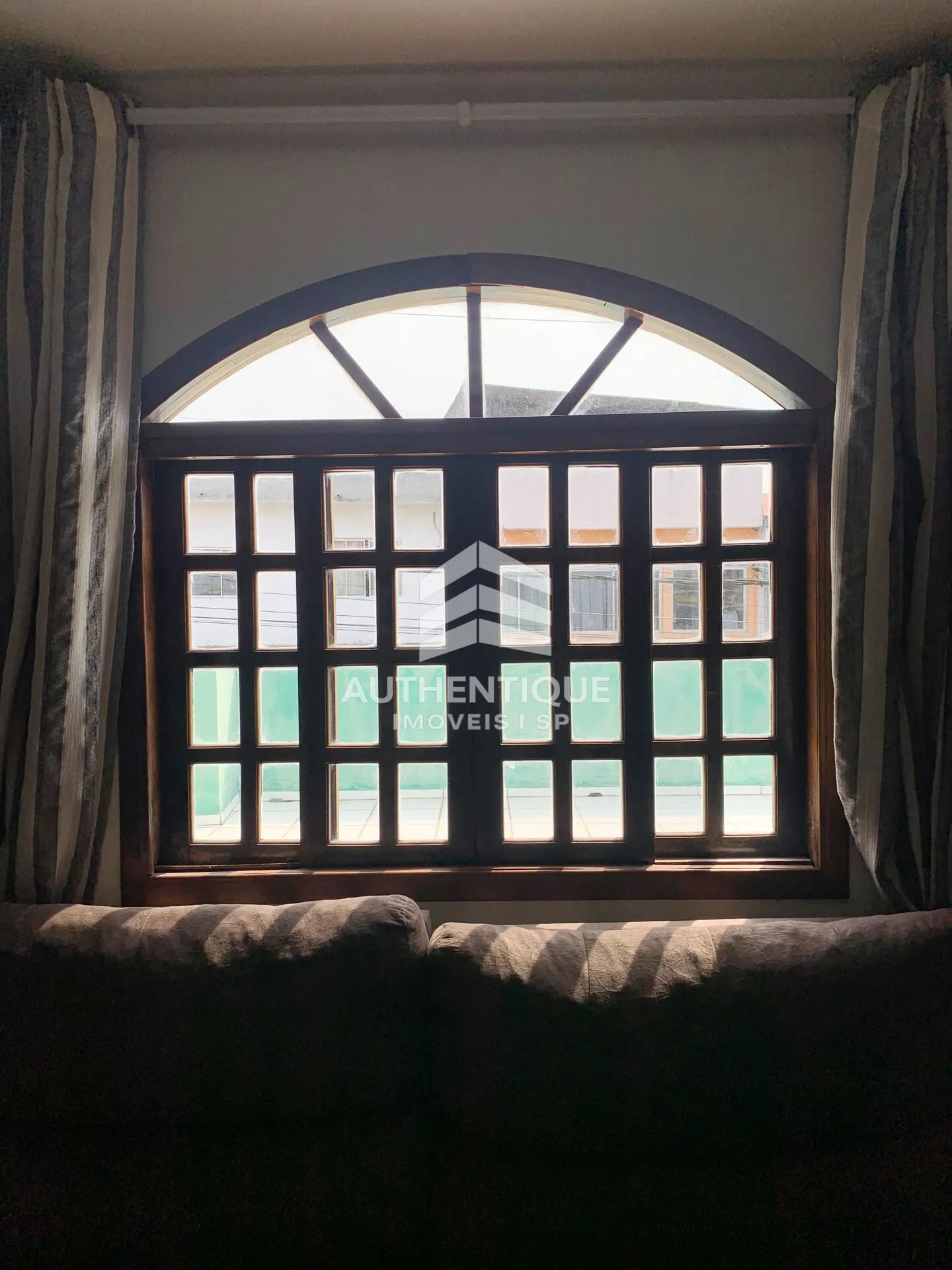 Imagem Casa Padrão no bairro Jardim Bela Vista, em Ferraz de Vasconcelos, São Paulo.
