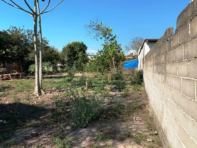 Imagem Terreno à venda 2 Quartos, 1 Vaga, 1860M², Crispim, Pindamonhangaba - SP