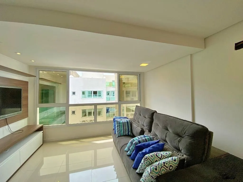 Imagem Apartamento à venda em Torres, Praia Grande, com 1 quarto, 128.98m2