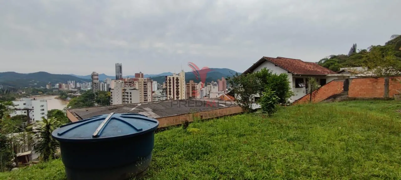 Foto do imóvel Casa em Blumenau, ponta aguda. Terreno de 951 mts2. 4 Quartos. Vista maravilhosa em Ponta Aguda, Blumenau - SC