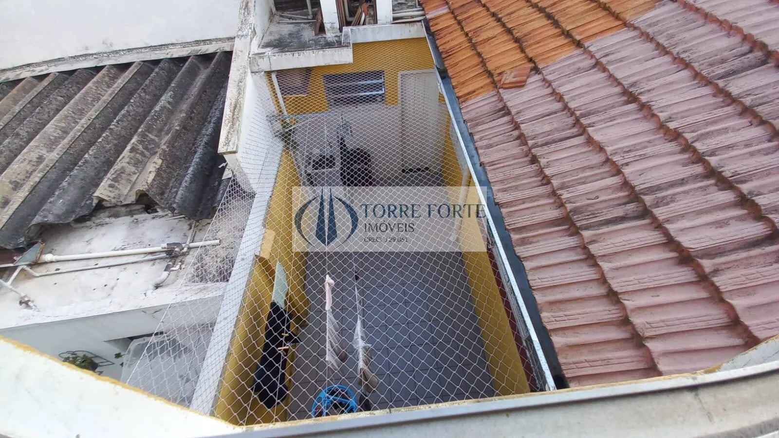 Imagem 2 casas com 3 dormitórios 4 banheiros + 1 salão na Vila Mafra