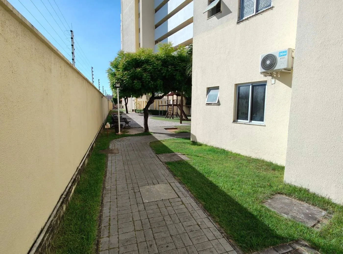 Imagem Apartamento para Venda em Fortaleza, São Gerardo, 3 dormitórios, 1 suíte, 2 banheiros, 2 vagas