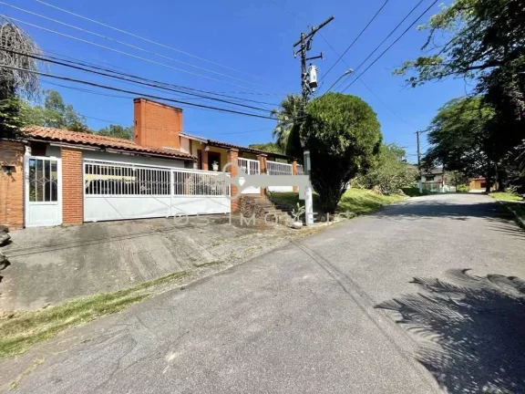 Imagem Fazendinha Granja Viana - 4d /1suíte TÉRREA! Espaço gourmet e piscina!