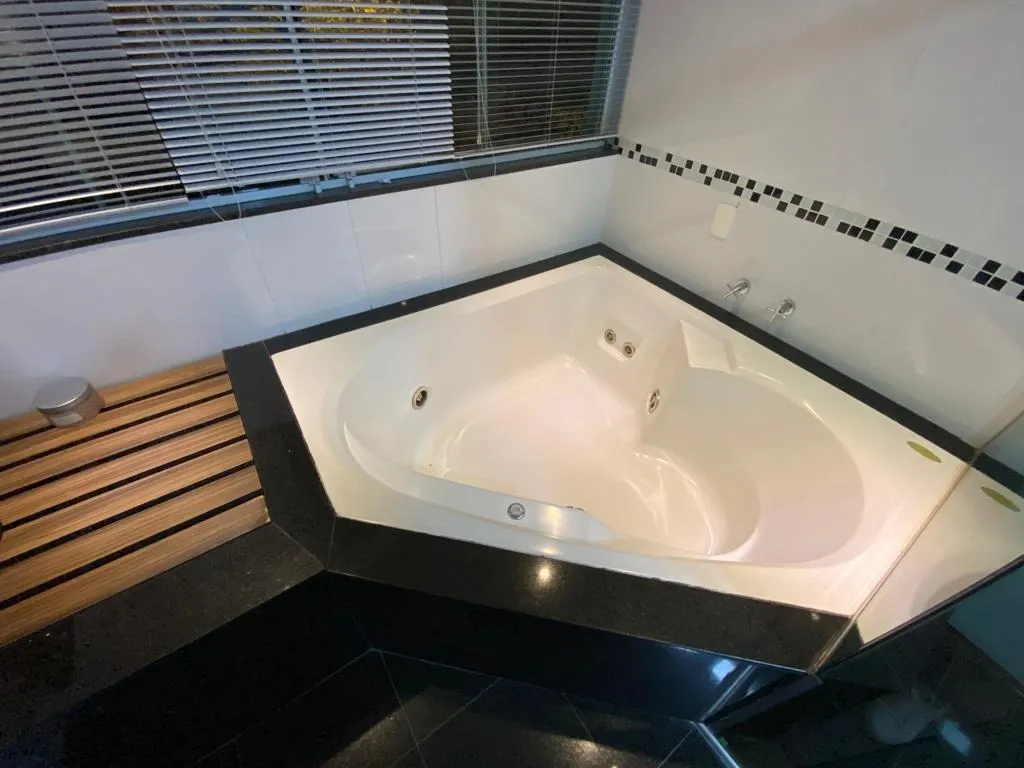Imagem "Exclusiva Residência na Villa Dos Inglezes: Luxo, Conforto e Sofisticação em Cada Detalhe"