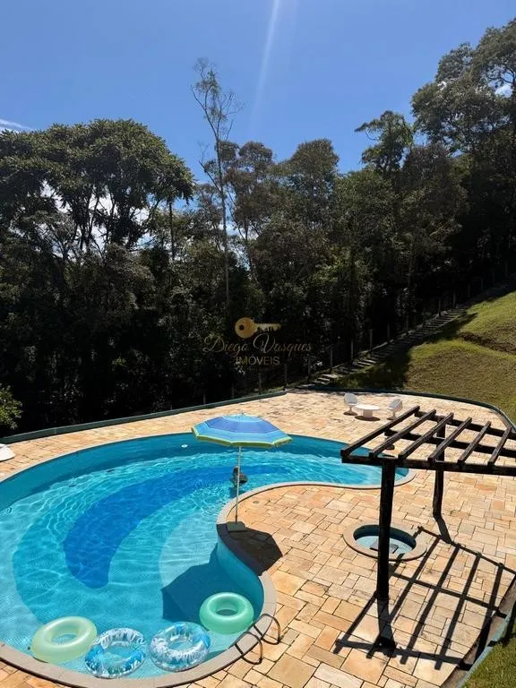 Imagem Casa para Venda em Teresópolis / RJ no bairro Albuquerque