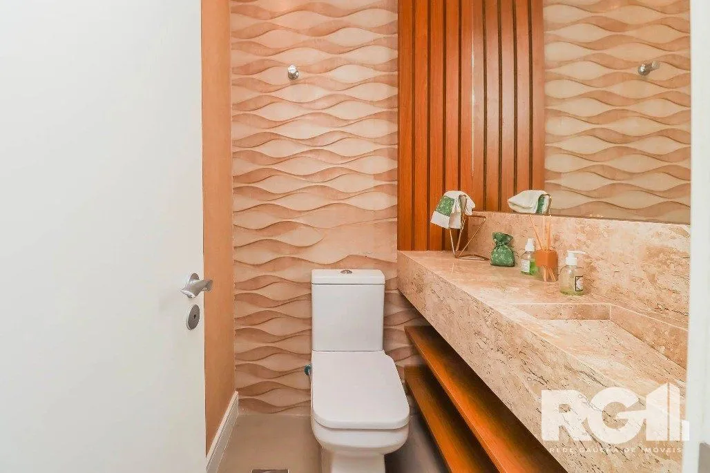 Imagem Apartamento com 3 Dormitórios, Suíte e Vaga Dupla - Andar Alto