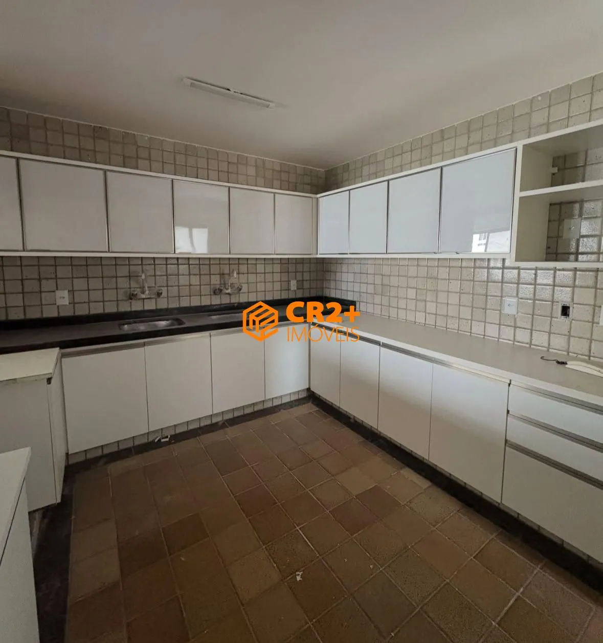 Imagem APARTAMENTO A VENDA - 4 SUITES - 405M - VARANDA- 4 GARAGENS