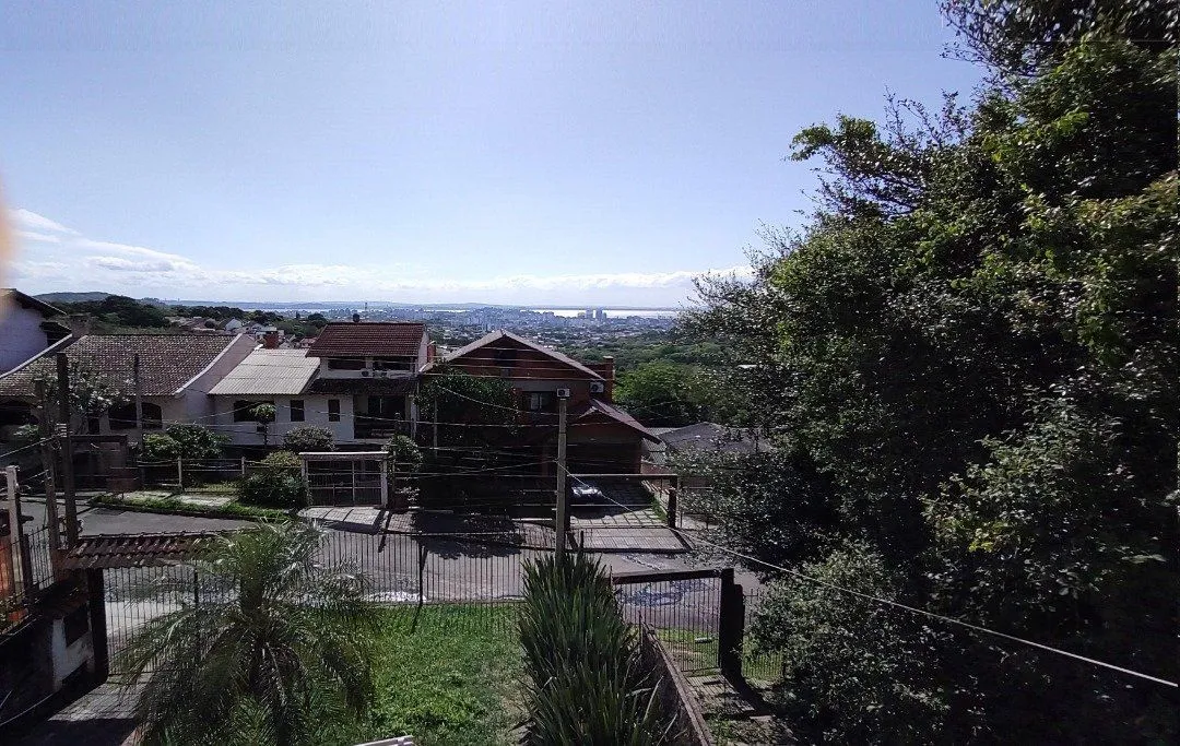 Imagem Sobrado, 5 quartos, 2 suites, pátio, 3 vagas - Bairro Vila Nova