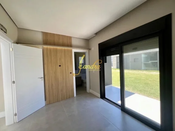 Imagem Sobrado no Sunset com 172m2 de área construída