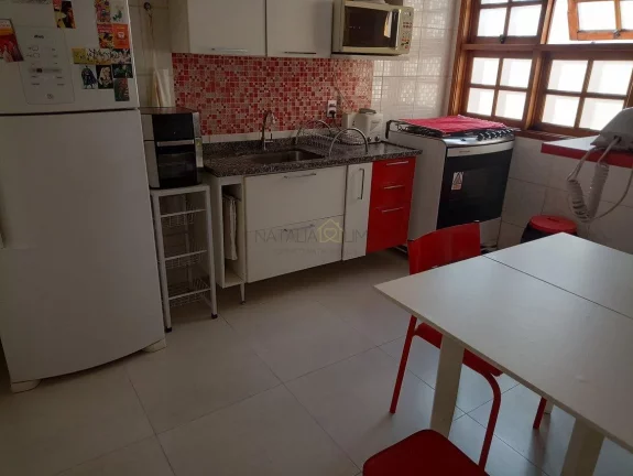 Imagem Casa com 3 dormitórios a venda no Morumbi Sul, próximo ao Shopping e Metrô Campo Limpo. 