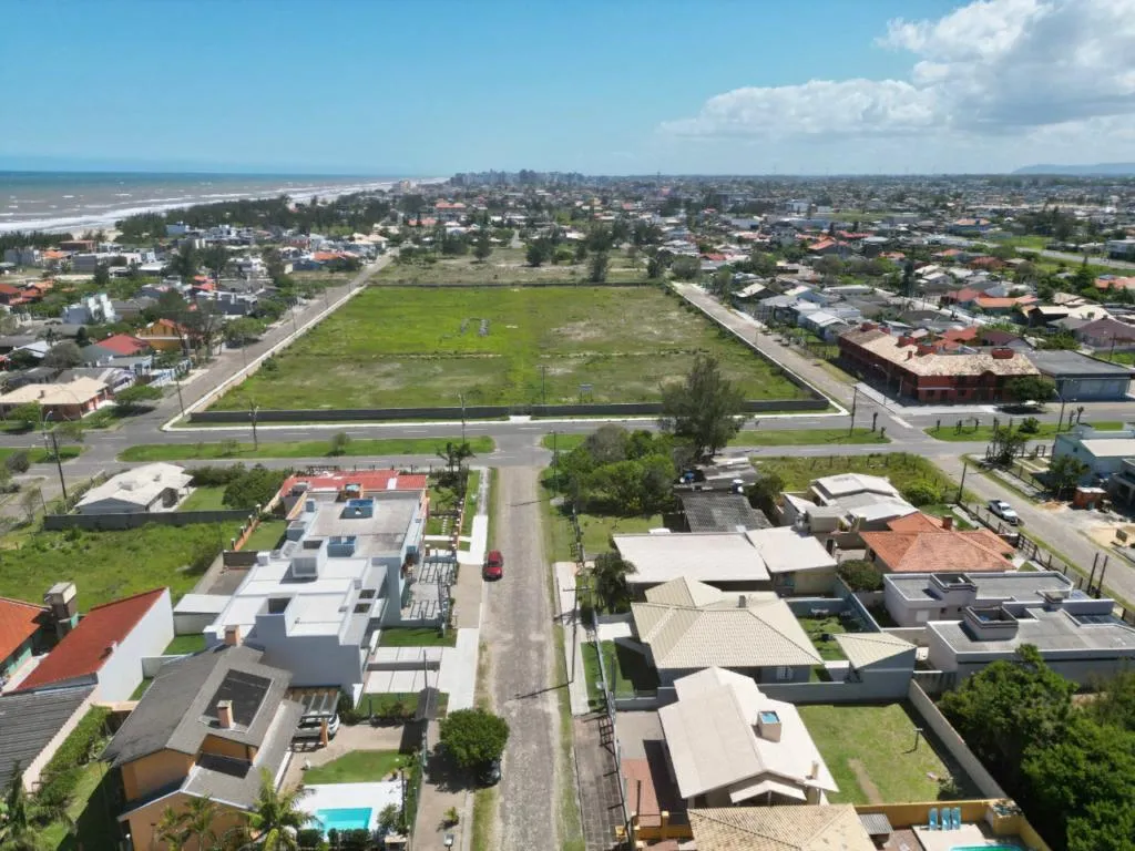 Imagem Sobrado 3 Dormitórios - Bairro Zona Norte