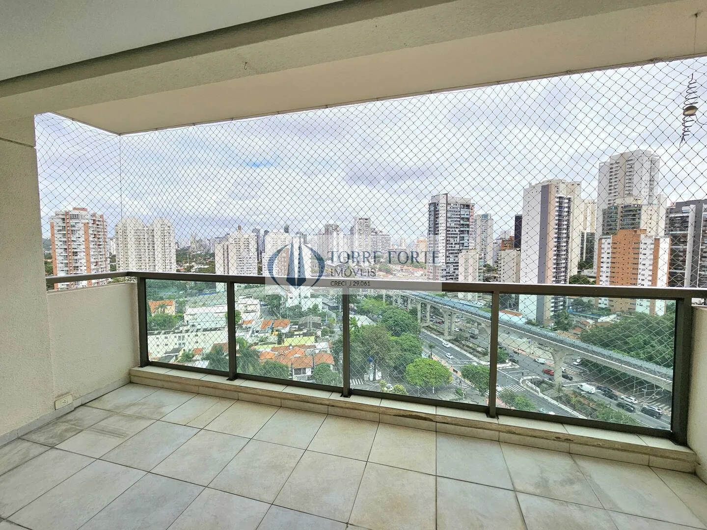 Foto do imóvel Excelente apartamento, 3 suítes 5 banheiros 3 vagas de garagem, no Brooklin em Rua Barão do Triunfo