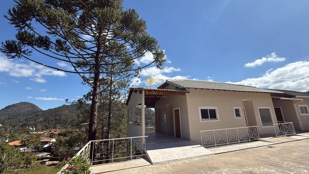 Foto do imóvel Casa em Condomínio para Venda em Teresópolis / RJ em Rua Antônio da Silva