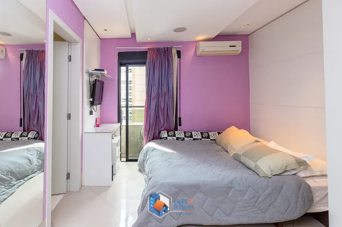 Imagem Apartamento para venda em Moema com 3 quartos, sendo 3 suítes, 202m²