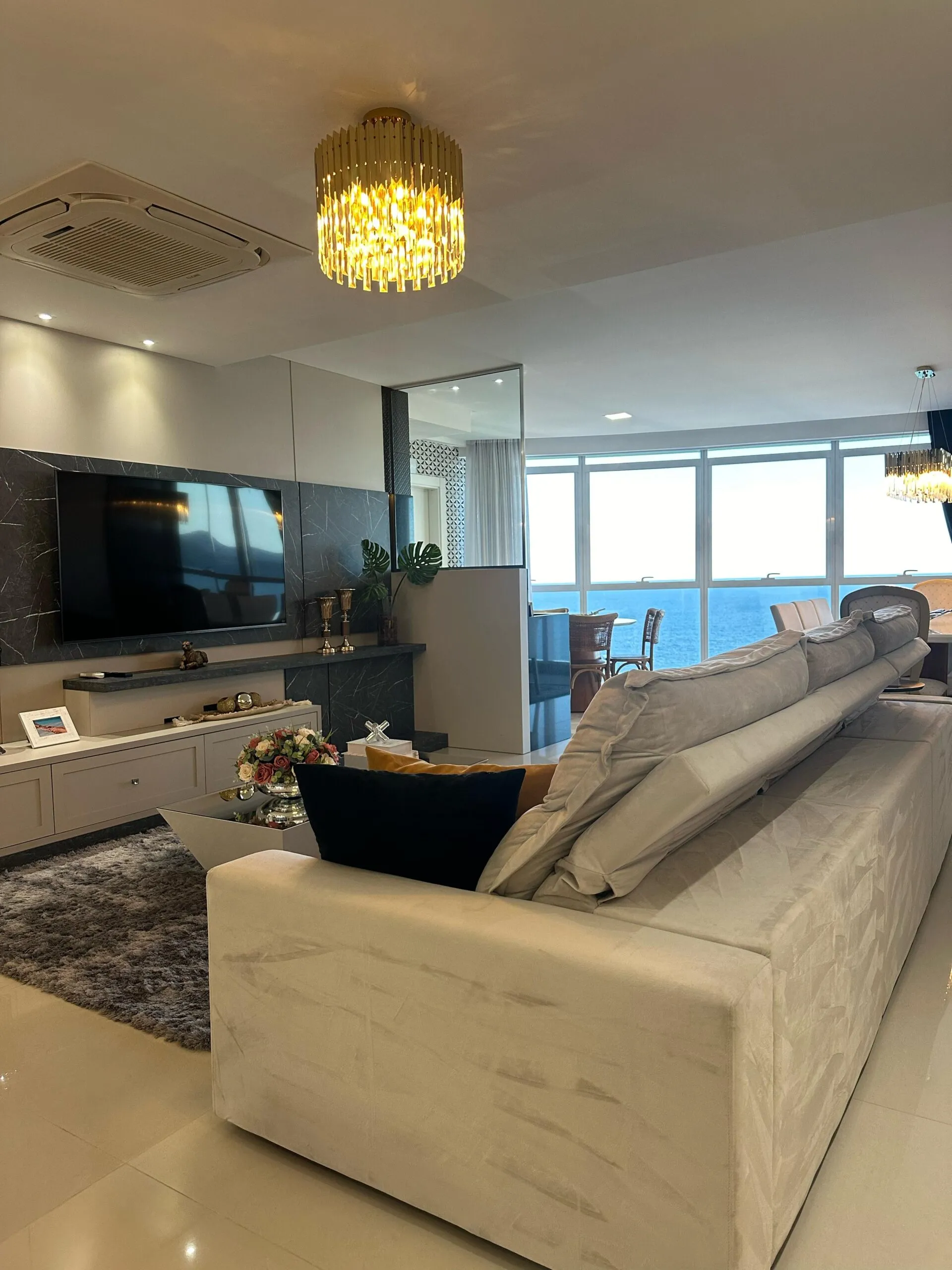Imagem Apartamento com vista para o mar à venda com 229m2 por R$ 5.500.000,00