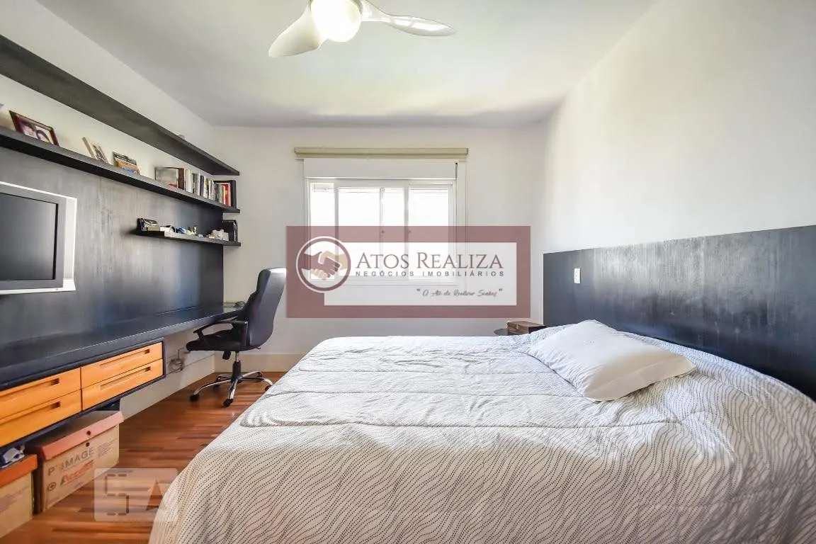 Imagem Espaçoso apartamento com sacada em Real Parque - São Paulo | 185m², 3 quartos, 2 suítes, 5 banheiros | Venda e locação por R$1.300.000