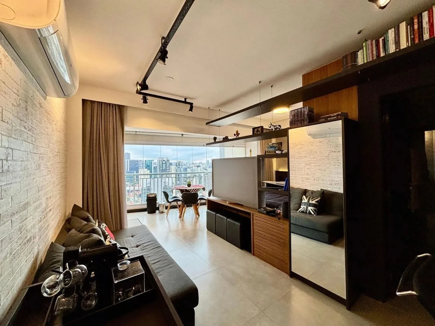 Foto do imóvel Apartamento para Venda em São Paulo, Pinheiros, 1 dormitório, 2 banheiros, 1 vaga