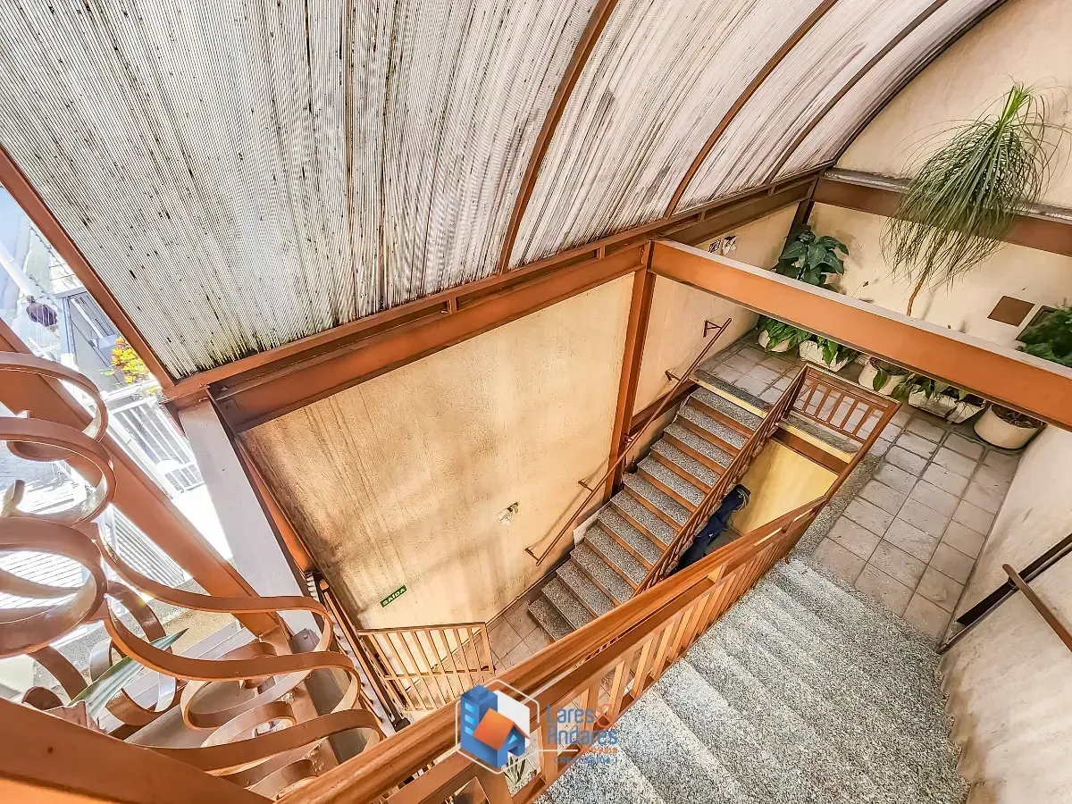 Imagem Conjunto comercial para venda em Vila Uberabinha, 675m²