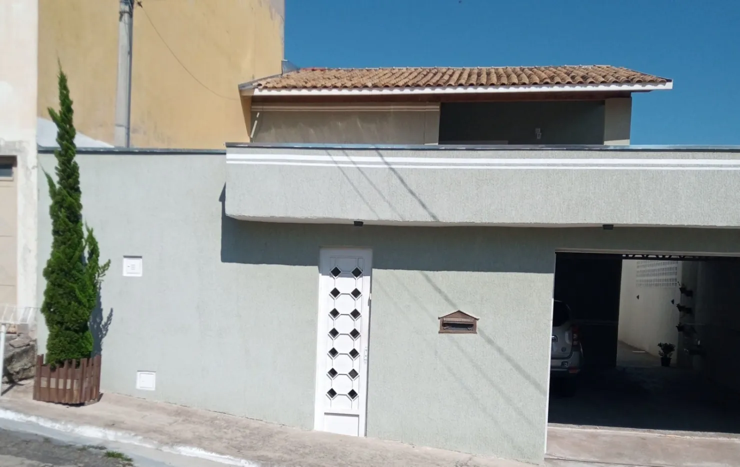 Imagem Casa à venda 3 Quartos, 1 Suite, 3 Vagas, 270M², Vila Santa Isabel, Taubaté - SP