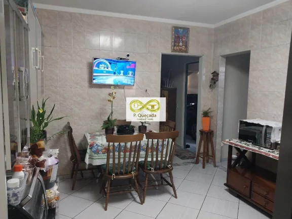 Imagem Casa disponível para venda, com 03 quartos e 02 banheiros!