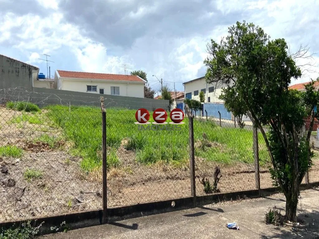 Imagem Terreno comercial de 300m² à venda em Valinhos-SP, no bairro Residencial São Luiz - Oportunidade única!
