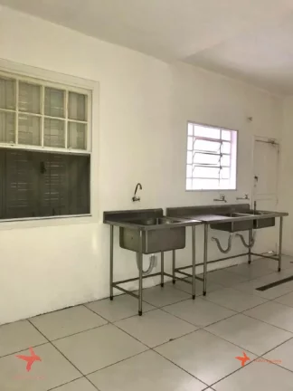 Imagem Casa comercial assobradada em Pinheiros, São Paulo-SP: 7 salas, 2 banheiros, 4 vagas de garagem, 320m² de área.