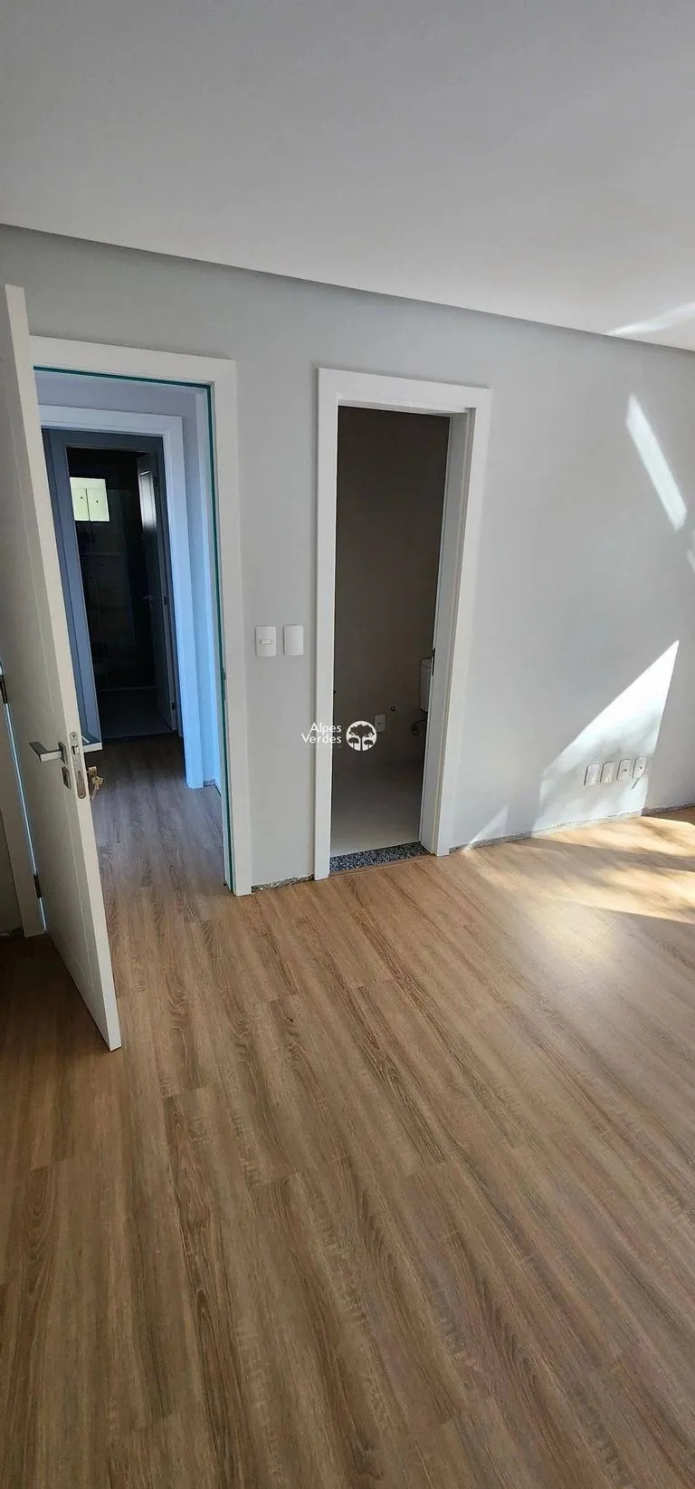 Imagem Vende-se apartamento em Gramado a 8 minutos da Rua Coberta