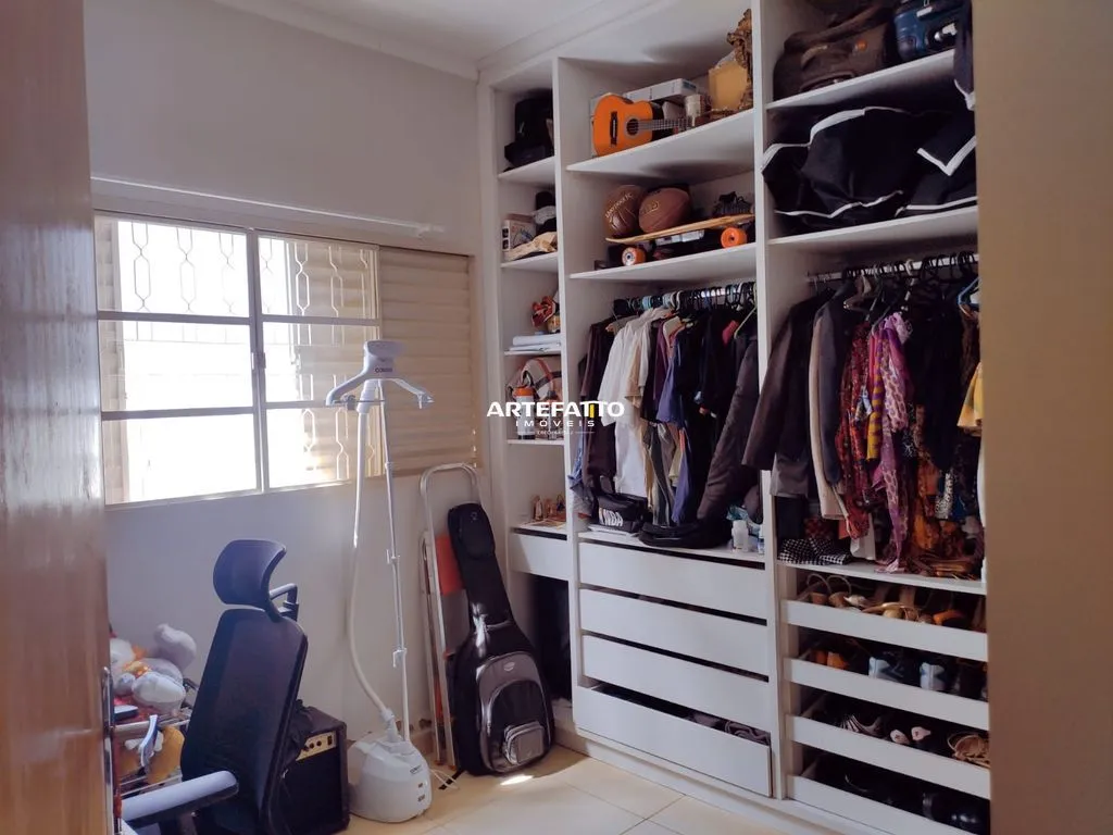 Imagem Casa à venda em Franca, Parque Santa Hilda, com 3 quartos, 170m2