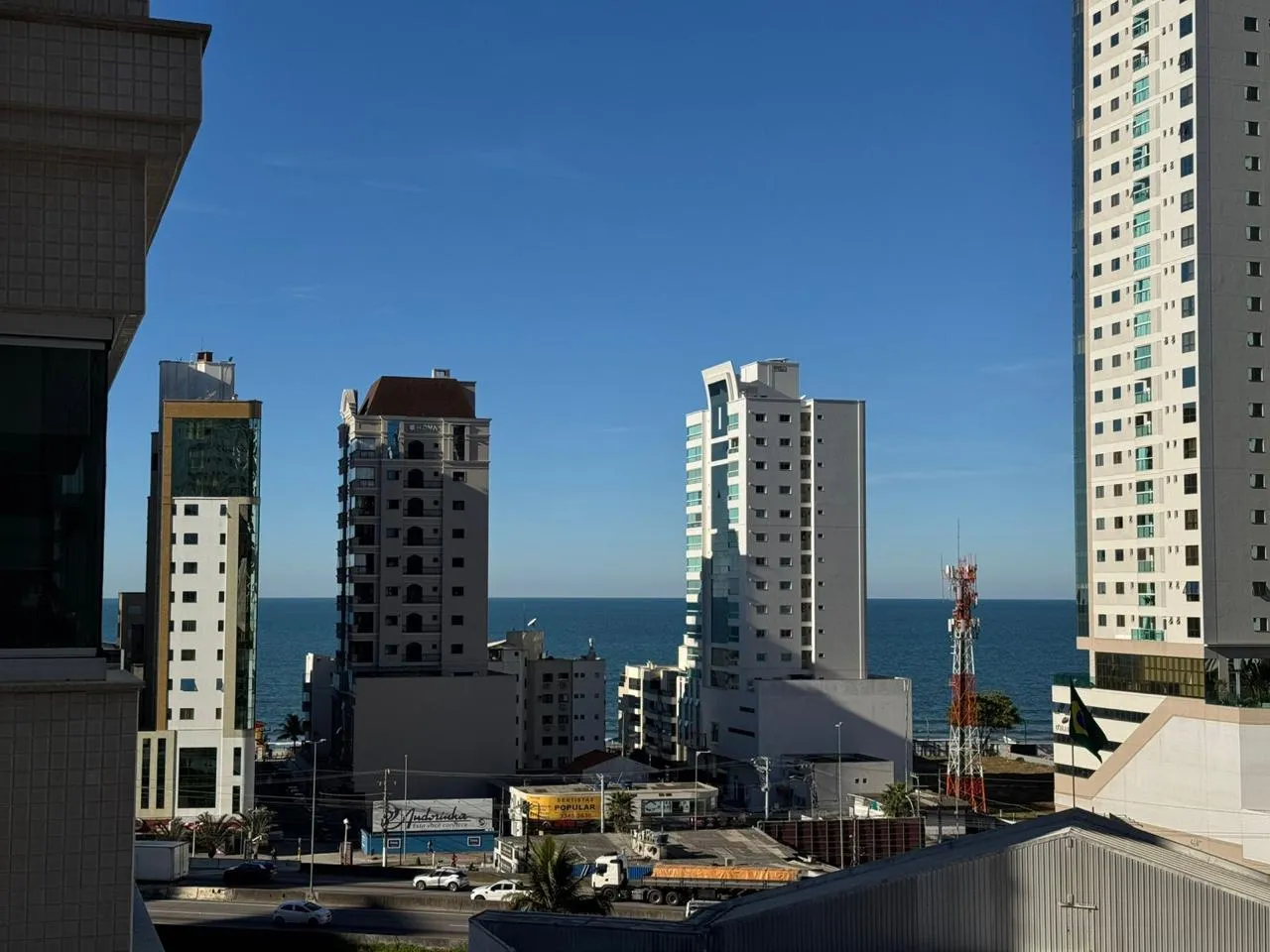 Imagem Apartamento com vista para o mar à venda com 70m2 por R$ 950.000,00