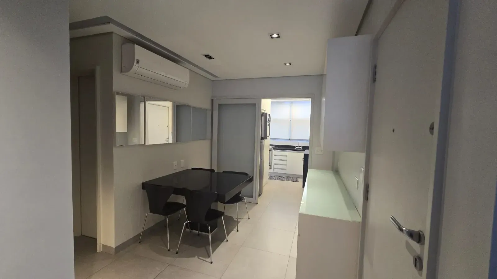 Imagem Apartamento com 3 Quartos para Alugar, 131 m² em Jardim Europa - São Paulo