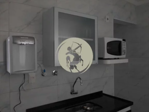 Imagem EXCELENTE TOTALMENTE REFORMADO E MOBILIADO, SEM GARAGEM MAS TEM PARA ALUGAR NO PRÉDIO