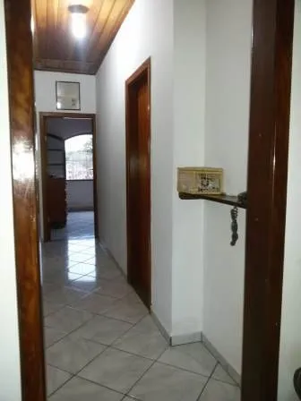 Imagem Casa à venda 3 Quartos, 1 Suite, 6 Vagas, 300M², Parque São Domingos, Pindamonhangaba - SP