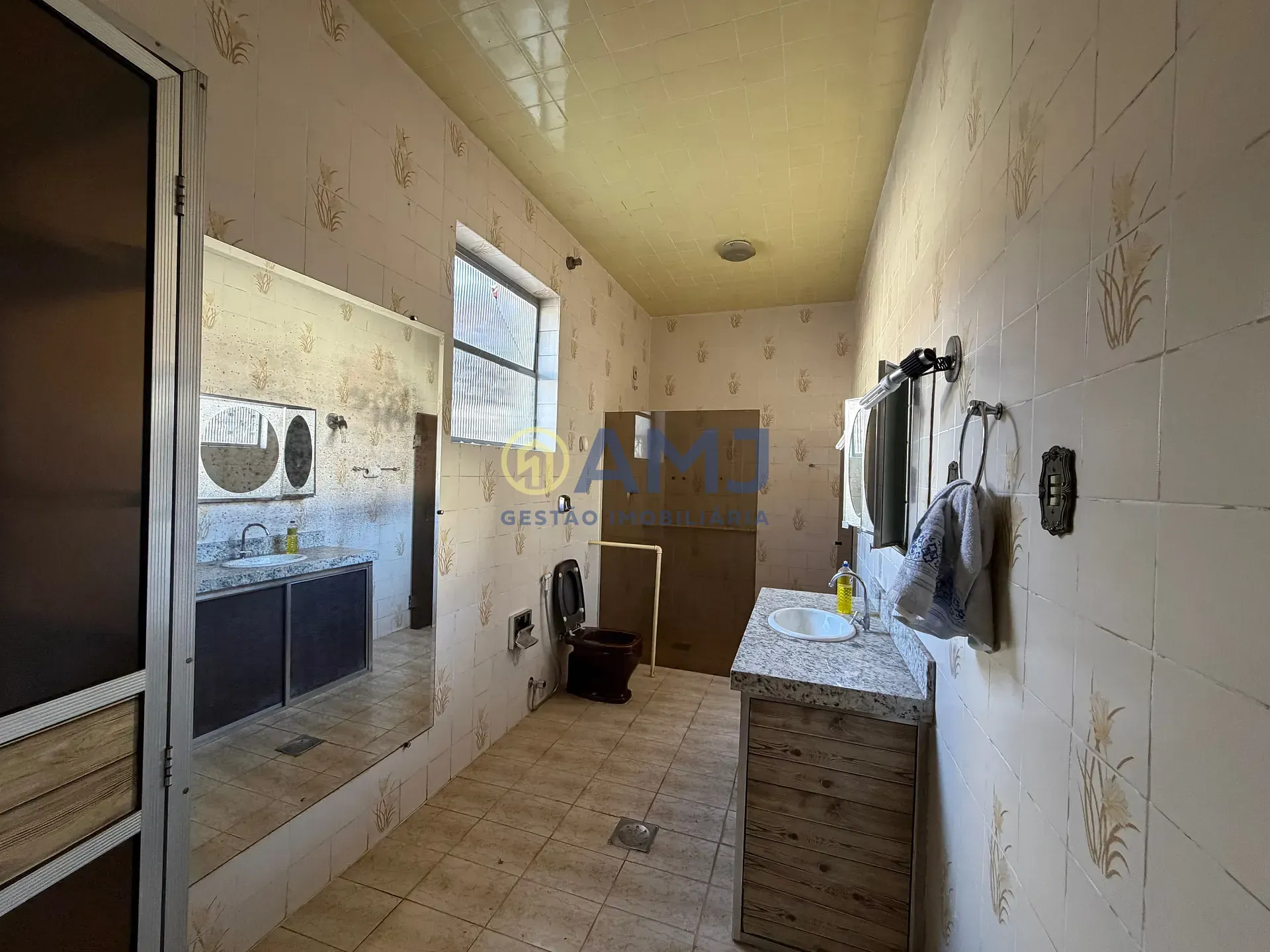 Imagem CASA À VENDA | AVENIDA COMERCIAL | SETOR OESTE / SETOR COIMBRA | GOIÂNIA